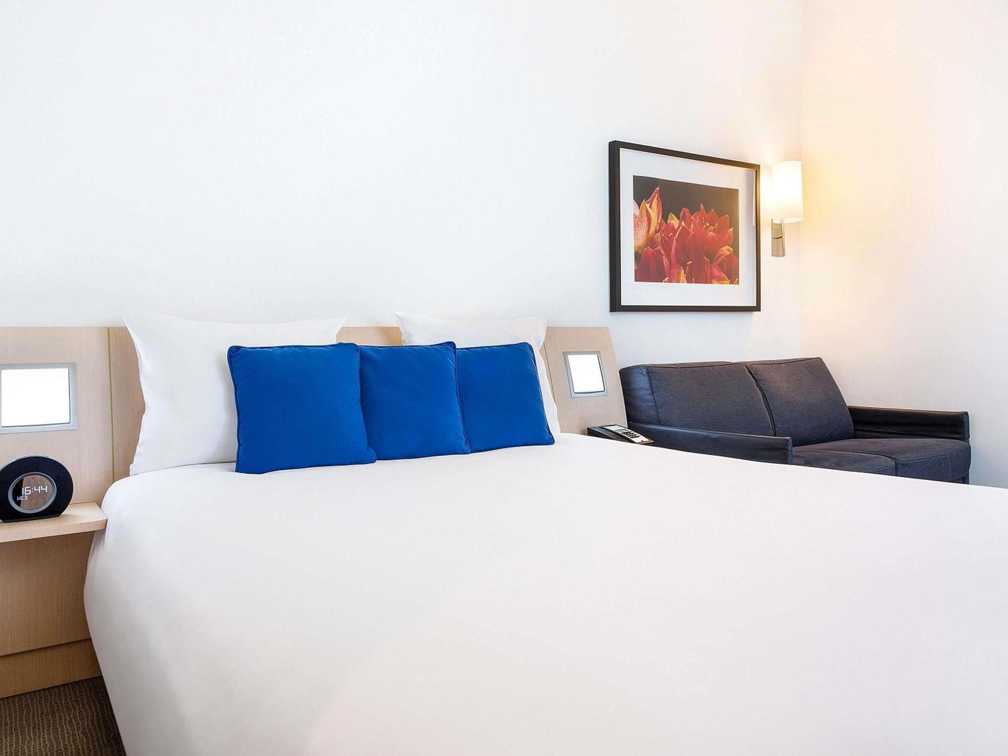 Superior Queen Room with Sofa Bed